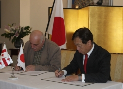 Signing Ceremony for the Three Green Policy and One De-Mining Projects